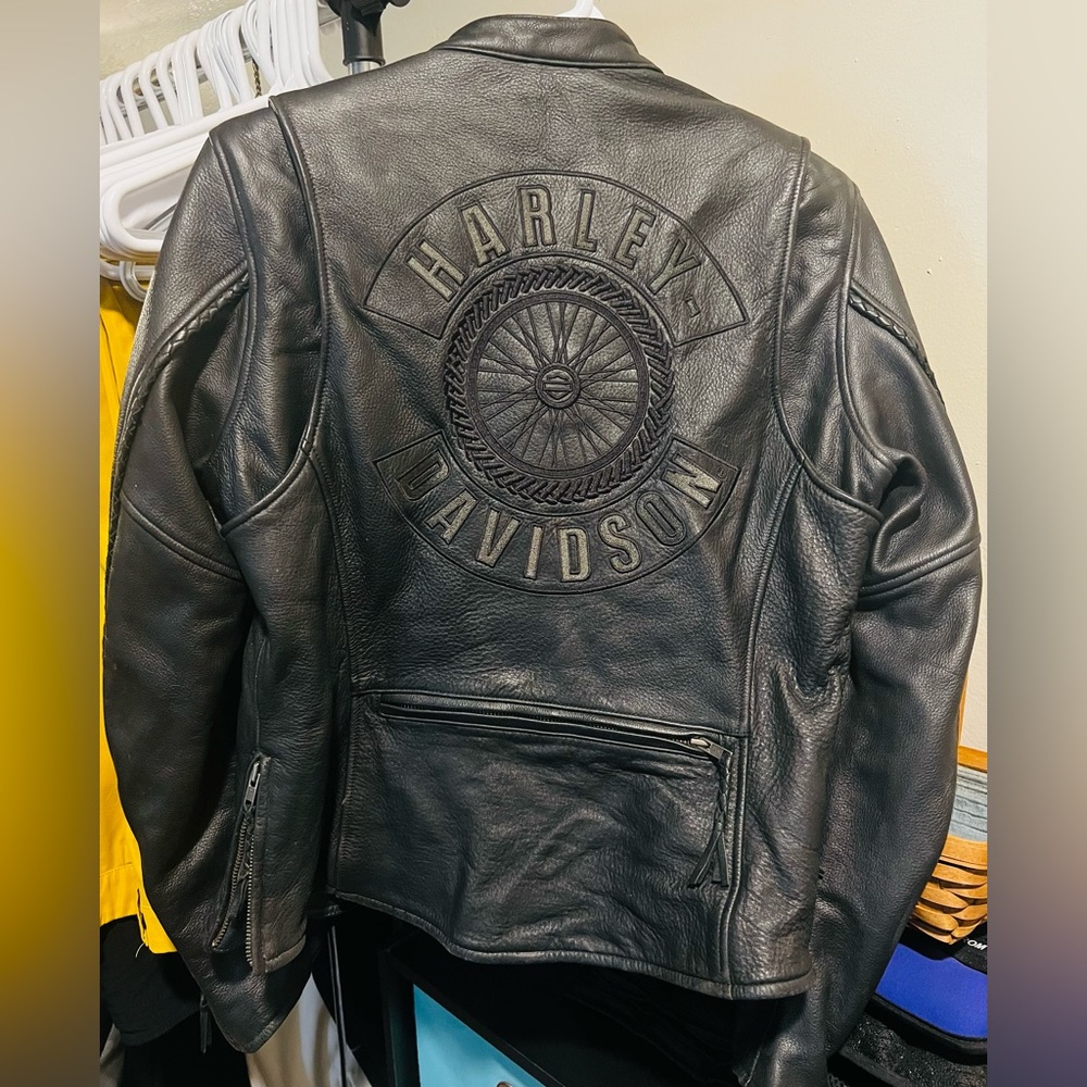 Authentic womens Harley Davidson leather jacket